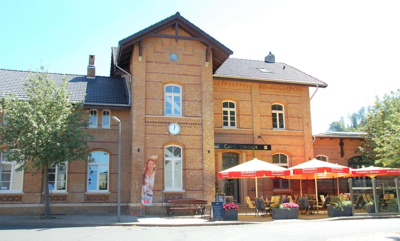 Im Bahnhof Lugde
